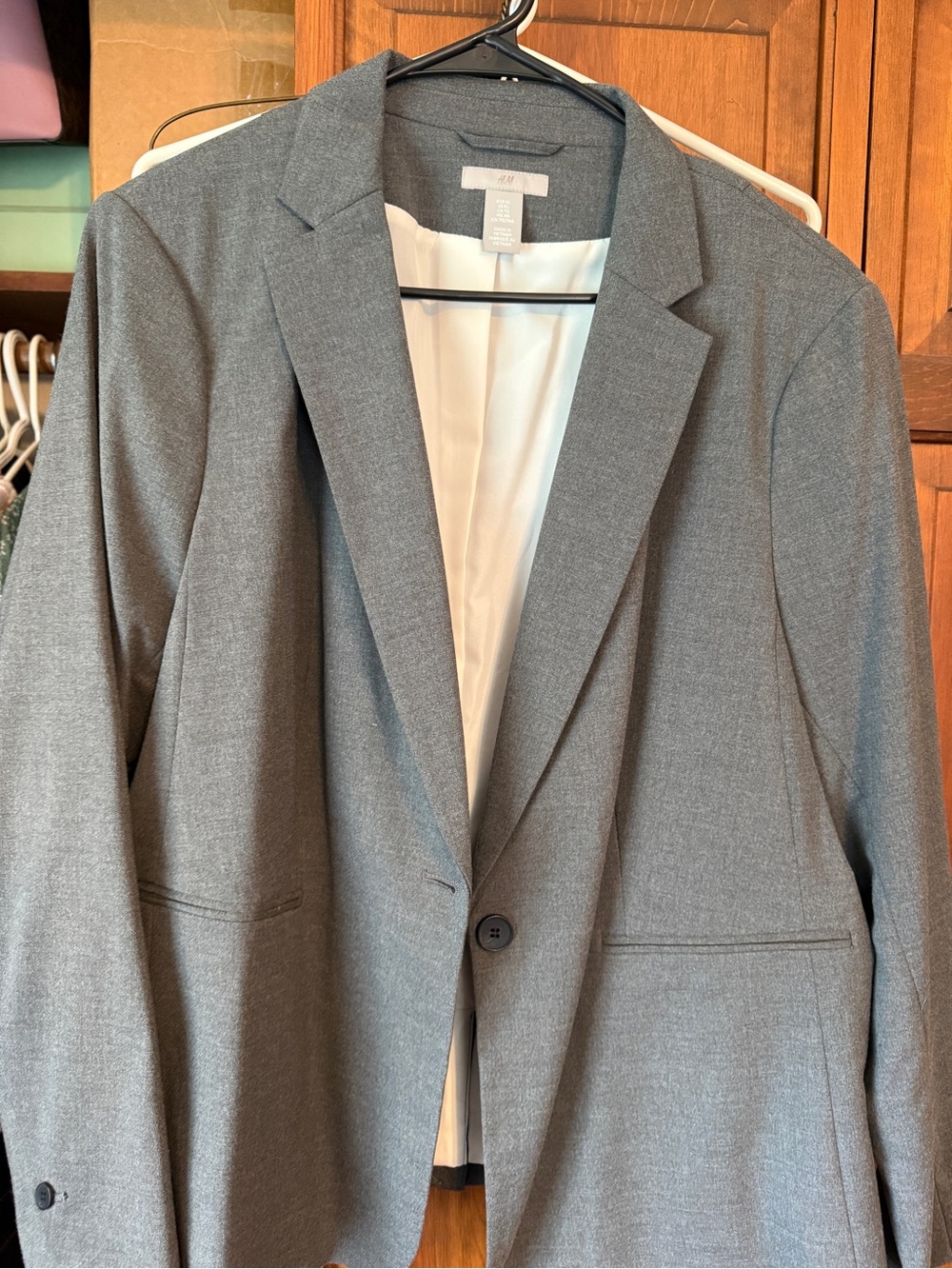 H&M Women’s Light Gray Single-Button Blazer